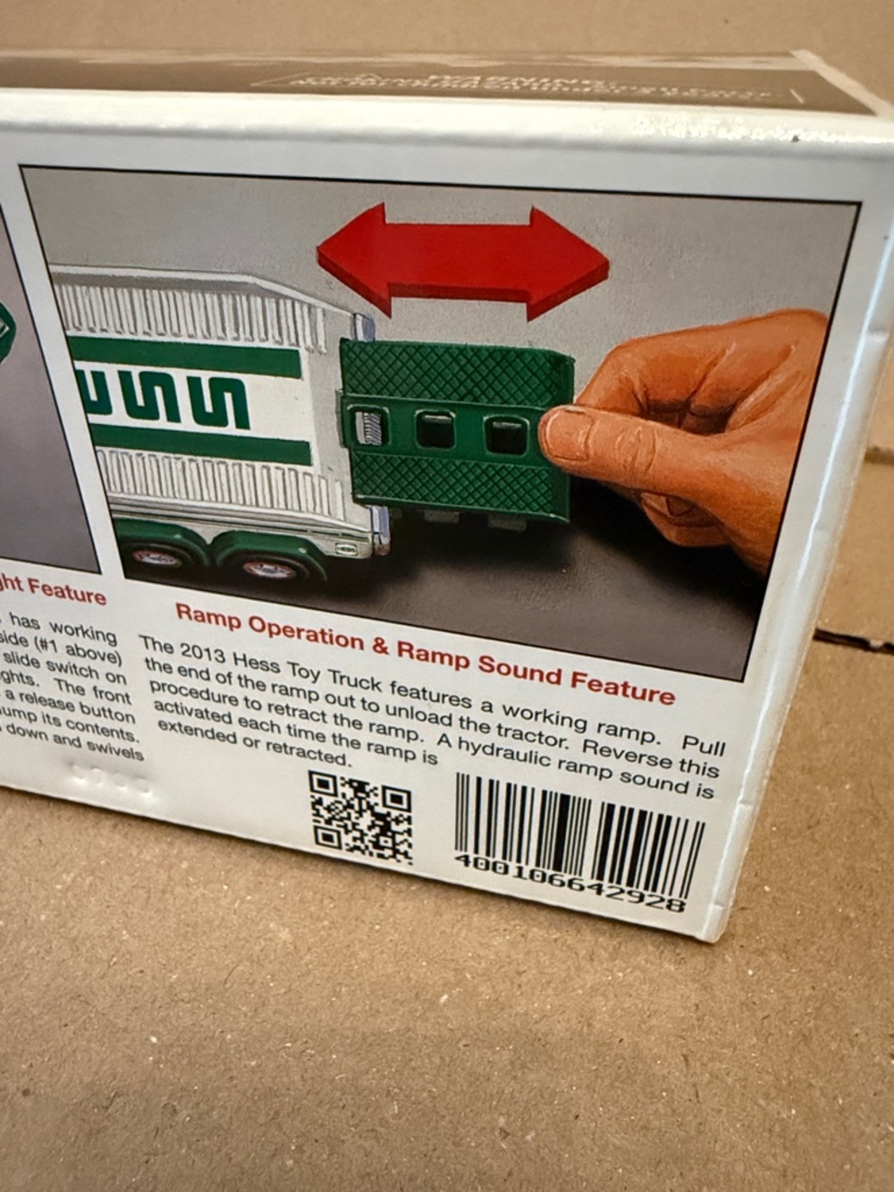 2013 Hess Toy Truck and Tractor NWT - Picture 12 of 12
